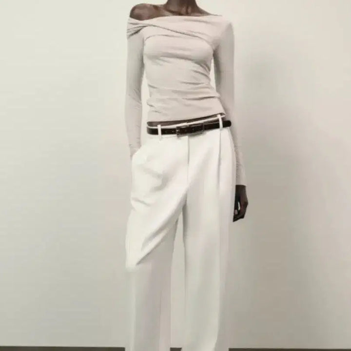 [BUNJANG] ZARA Asymmetrical Neckline Top Gray Beige / 새상품) 자라 비대칭 네크라인 탑 그레이베이지
