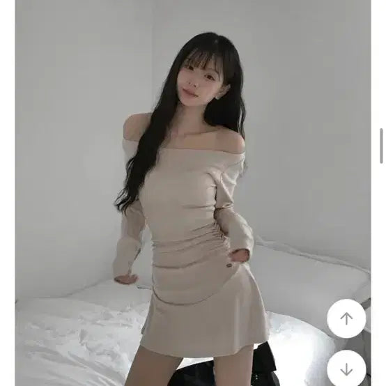 [BUNJANG] Jeanne Sorbet Boat Neck Shirring Mini Dress / (새상품)잔느 소르베 보트넥 셔링 미니 원피스