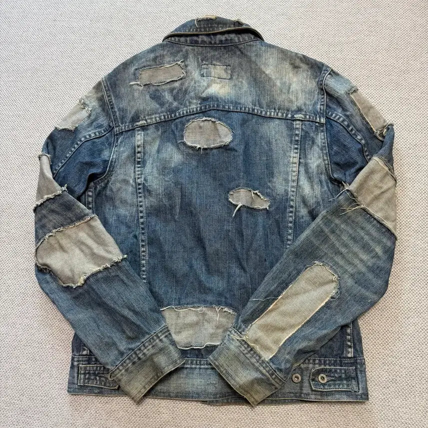 [BUNJANG] Dolce &amp; Gabbana Patchwork Vintage Denim Trucker Jacket / 돌체앤가바나 패치워크 빈티지 데님 트러커 자켓