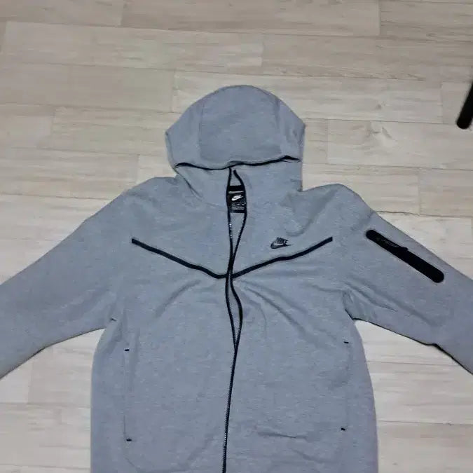 [BUNJANG] Nike Tech Pack Gray Hoodie Zip-up / 나이키 테크팩 회색 후드집업