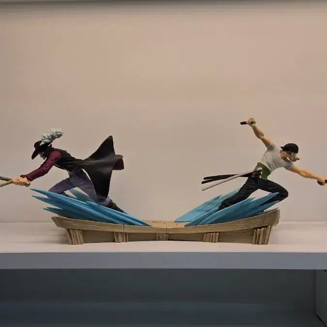 [BUNJANG] One Piece Mihawk vs. Zoro Figure / 원피스 전광절경 미호크 조로 피규어 판매