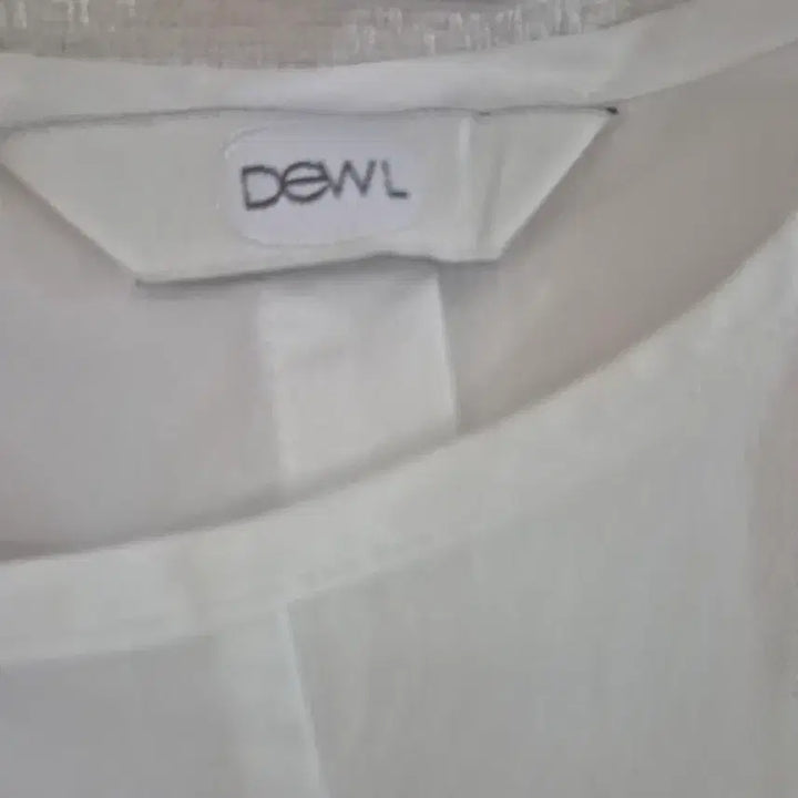 [SOLD OUT] 듀엘 DEWL 언밸런스 프릴 블라우스