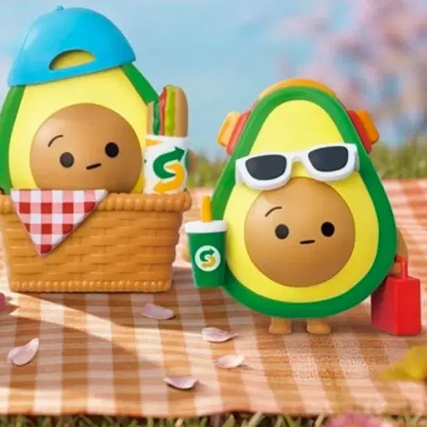 [BUNJANG] Subway Avocado Picnic Set Keychain / 써브웨이 아보카도 피크닉 카도 세트/2개모두ㅡ키링