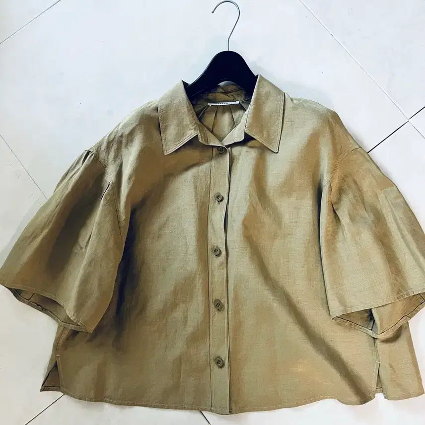 [SOLD OUT] 더캐시미어 린넨 블라우스