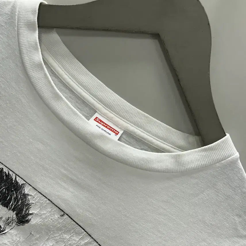 [BUNJANG] Supreme AKIRA Arm Tee / 17FW Supreme AKIRA Arm Tee