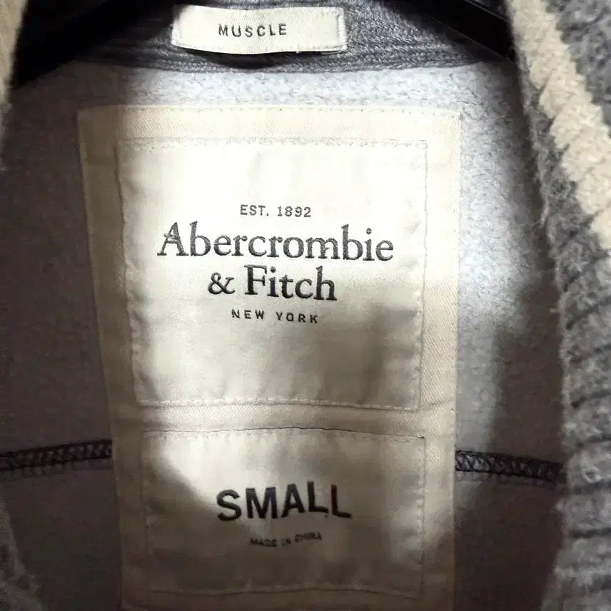 [BUNJANG] Abercrombie High Neck Button-Up Jacket Gray / [S,90]아베크롬비 하이넥 버튼업 자켓 그레이