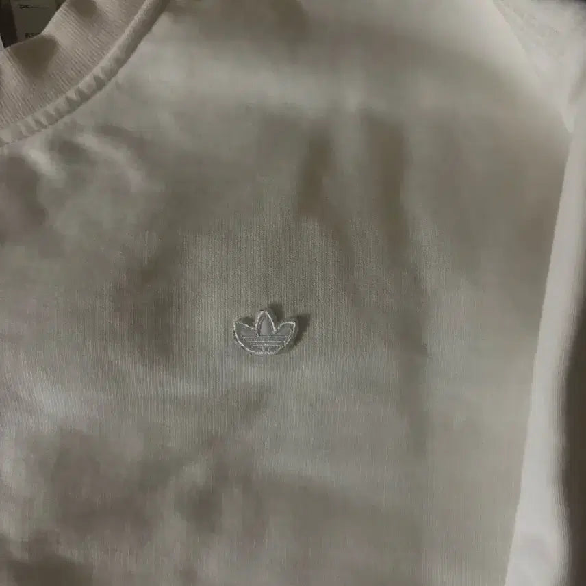 [BUNJANG] Adidas Cream Sweatshirt / 아디다스 크림 맨투맨 s