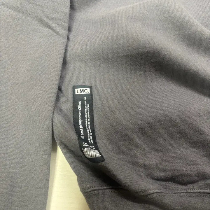 [BUNJANG] LMC Charcoal Sweatshirt / LMC 차콜 맨투맨 s