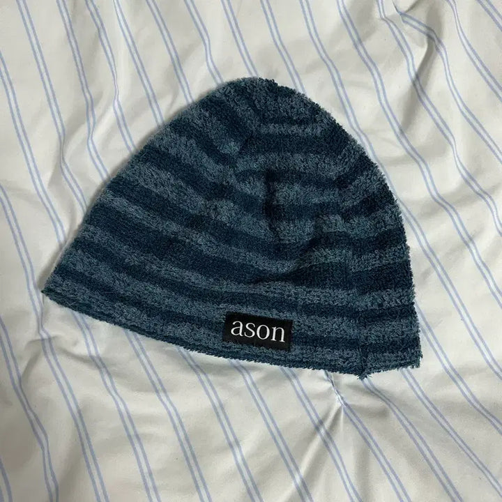 [BUNJANG] As On Stripe Beanie Blue / 애즈온 스트라이프 비니 블루 (미착용 상품)
