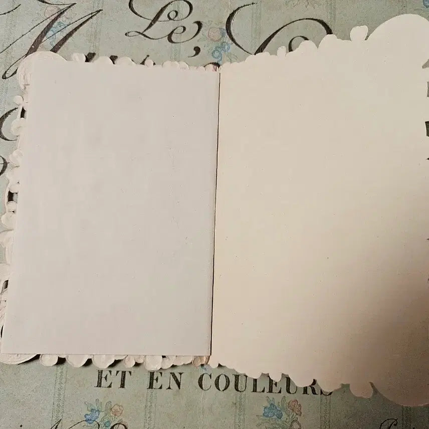 [BUNJANG] Vintage Victorian Embossed Rose Die-Cut Card / 빈티지 빅토리안 다이컷 엠보싱 장미 양각 카드 (은방울꽃)