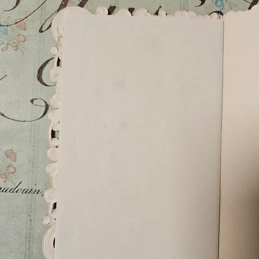 [BUNJANG] Vintage Victorian Embossed Rose Die-Cut Card / 빈티지 빅토리안 다이컷 엠보싱 장미 양각 카드 (은방울꽃)
