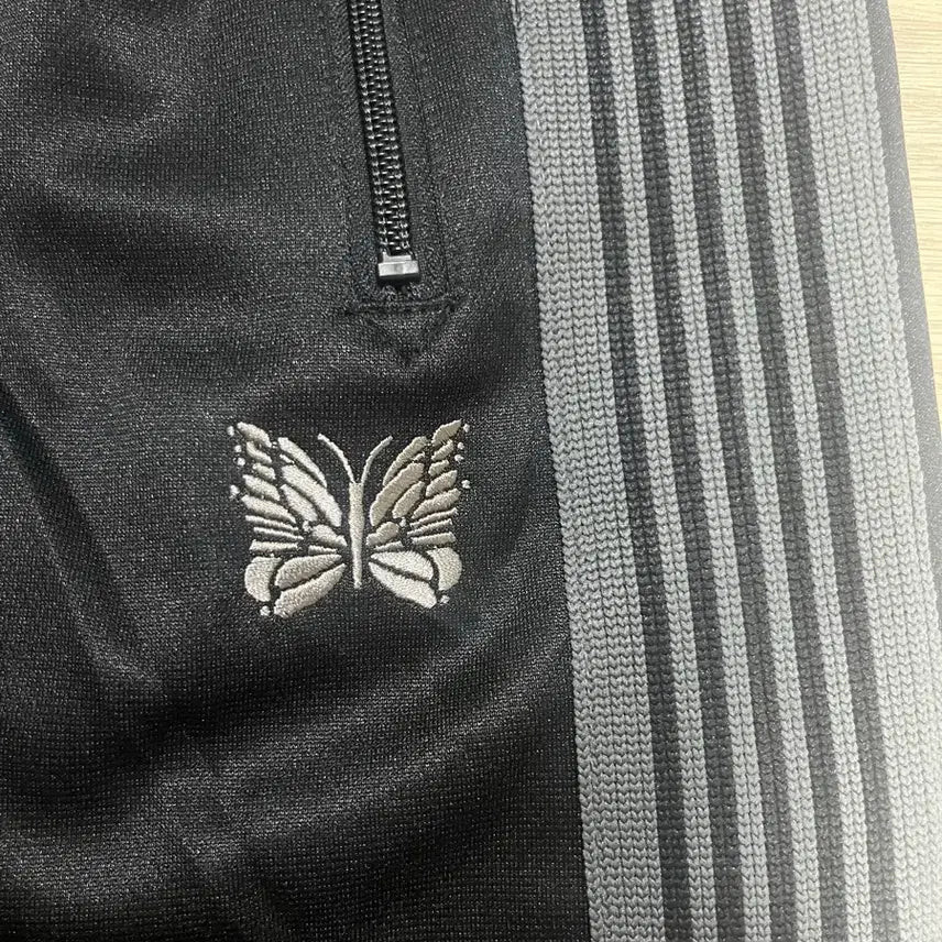 [BUNJANG] Needles HD Shorts Track Pants XS Black / 니들스 hd 쇼츠 반바지 트랙팬츠 xs 블랙