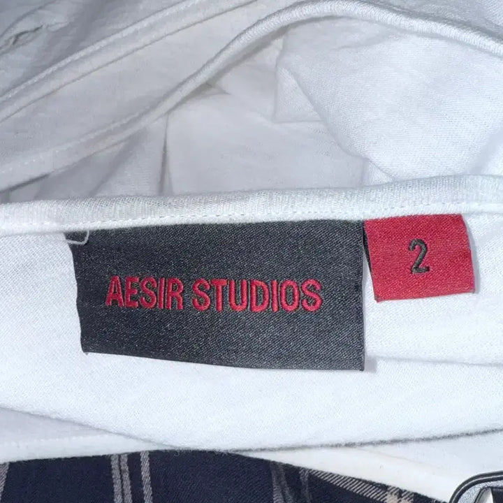 [BUNJANG] Aesir Studios Layered Long Sleeve T-shirt / Aesir studios 흰색 레이어드 티