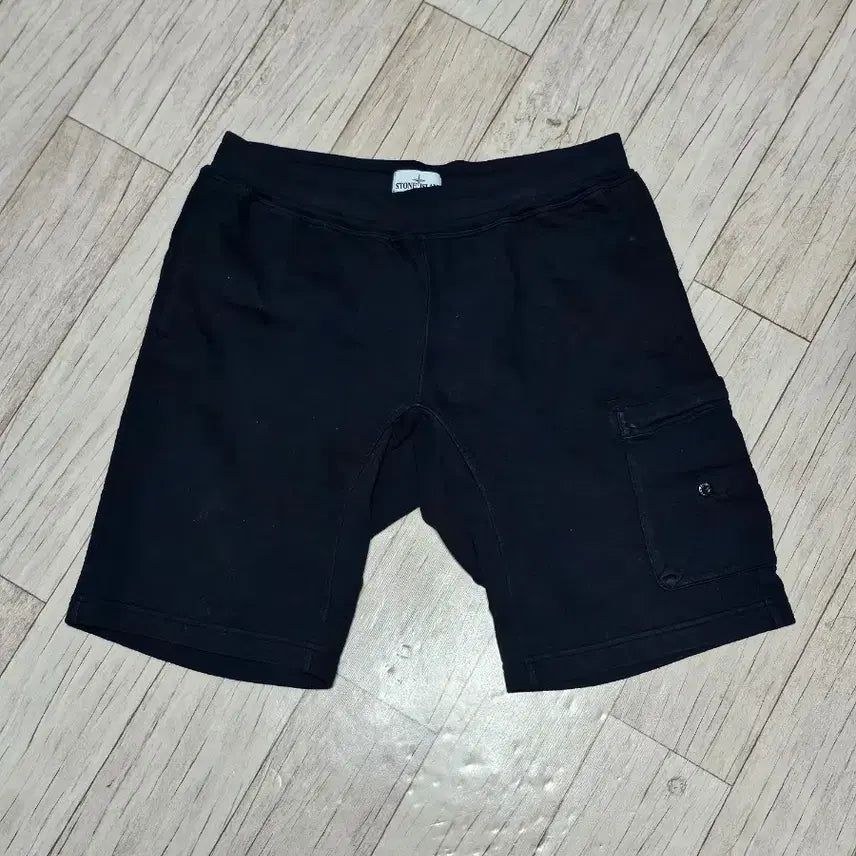 [SOLD OUT] 스톤아일랜드 반바지 블랙 L