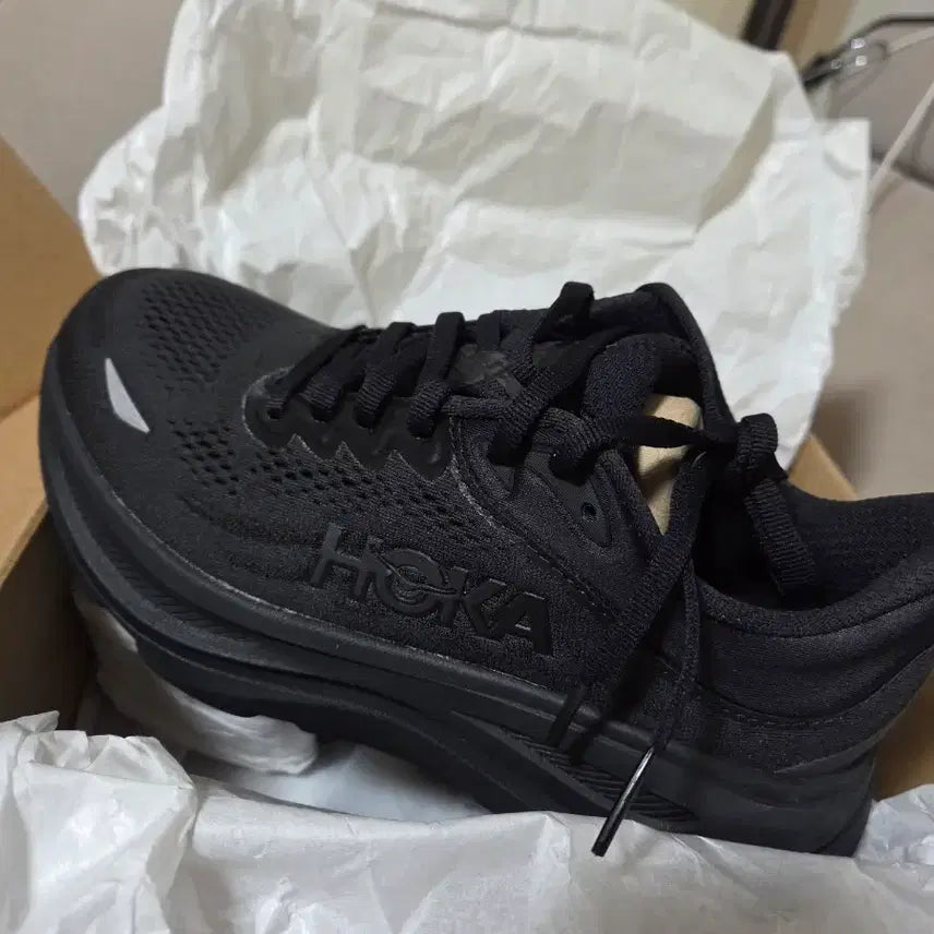 [SOLD OUT] 호카 본디와이드9 정품 새상품230