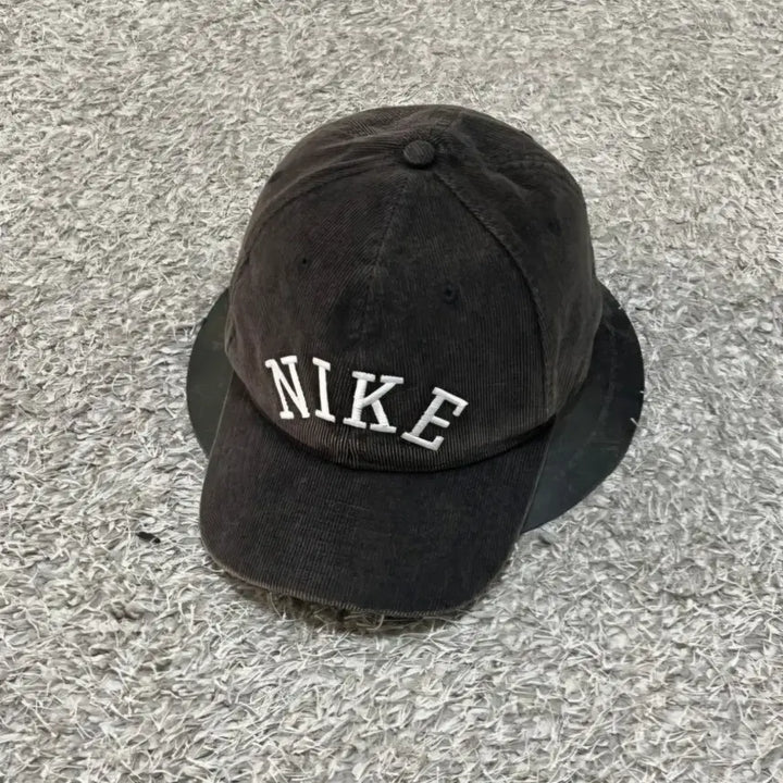 [BUNJANG] Nike Corduroy Ball Cap / 나이키 코듀로이 볼캡