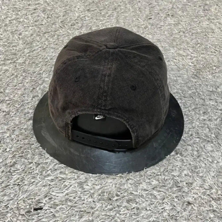 [BUNJANG] Nike Corduroy Ball Cap / 나이키 코듀로이 볼캡