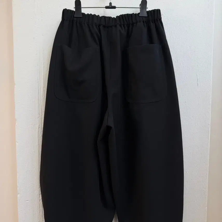 [BUNJANG] Comme Des Garçons Black Crop Balloon Pant / 꼼데가르송 블랙 크롭 벌룬 팬츠