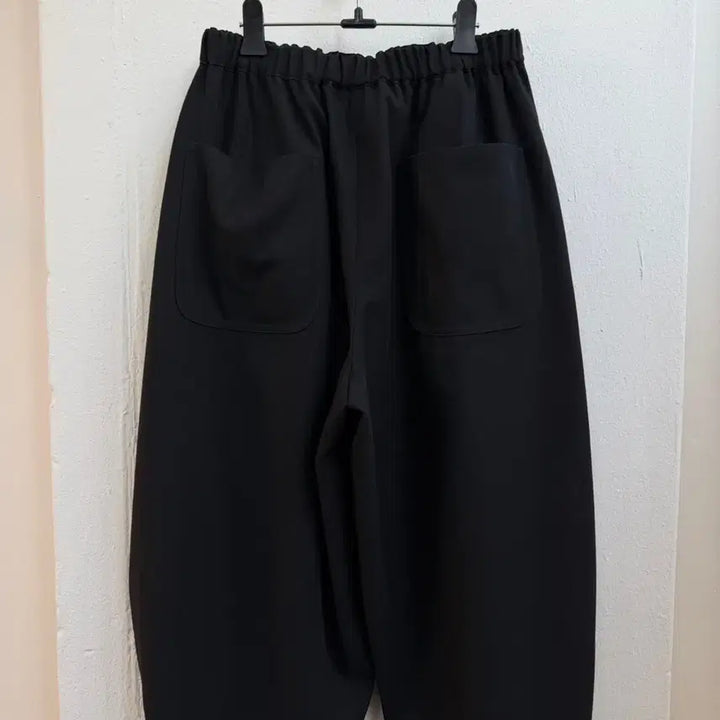 [BUNJANG] Comme Des Garçons Black Crop Balloon Pant / 꼼데가르송 블랙 크롭 벌룬 팬츠