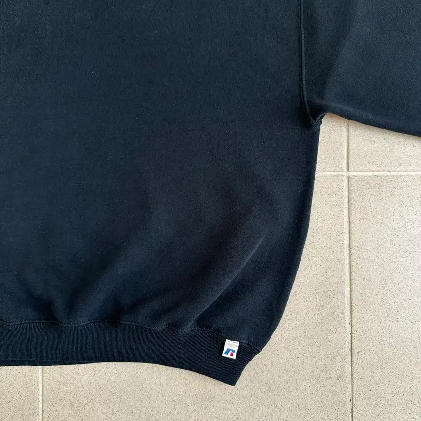 [BUNJANG] 00s Russell Athletic Sweatshirt Black XL / 00s 빈티지 러셀 스웻셔츠 블랙 XL