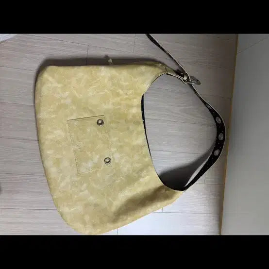 [BUNJANG] Letterly Yellow Shoulder Bag / 레터리 숄더백 옐로우