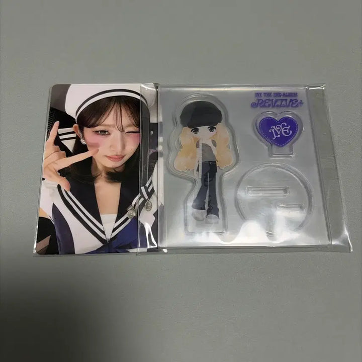 [BUNJANG] IVE Rei Re-vive Withmuu Lucky Draw Acrylic Stand / 아이브 리바이브 레이 위드뮤 럭드 러브드 아크릴스탠드