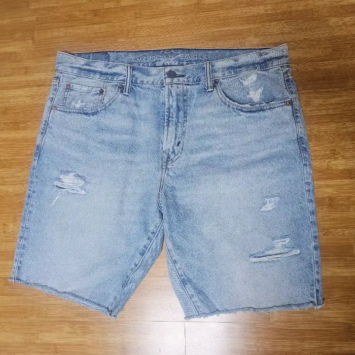 [BUNJANG] American Eagle Distressed Denim Shorts / 아메리칸이글 데님 반바지 데미지진