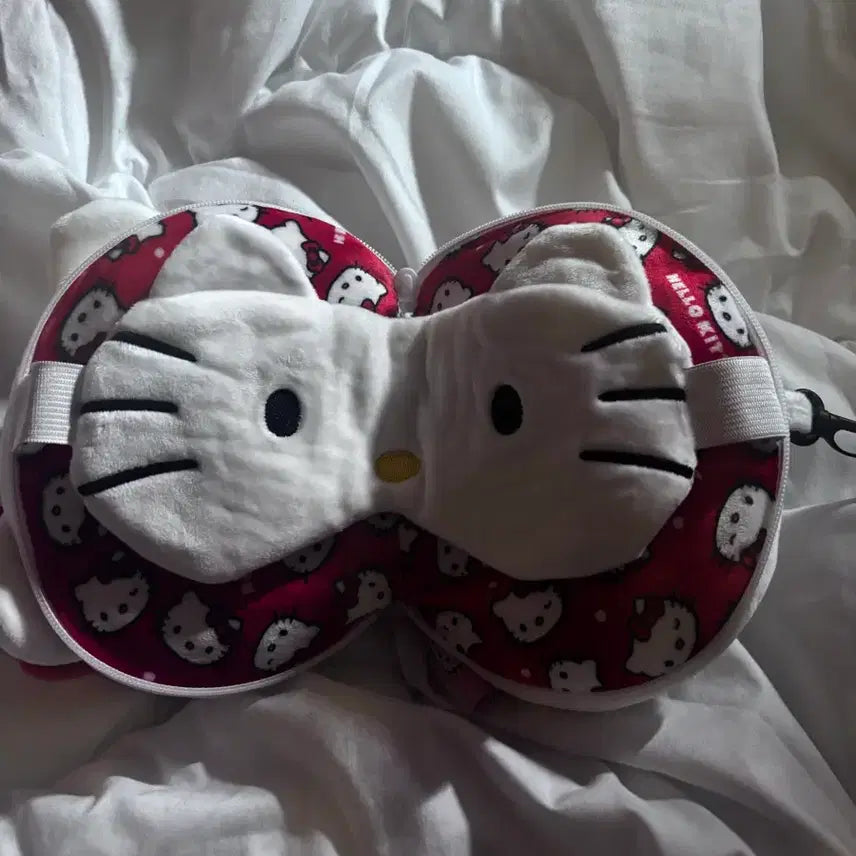 [BUNJANG] Sanrio Hello Kitty Face Sleep Mask / 키티 안대