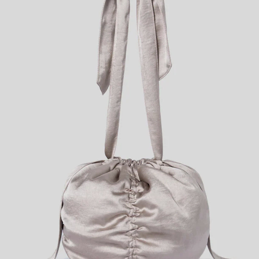 [BUNJANG] Anggae Satin Mini Bag Beige / 앙개 anggae 새틴 미니 볼백 베이지
