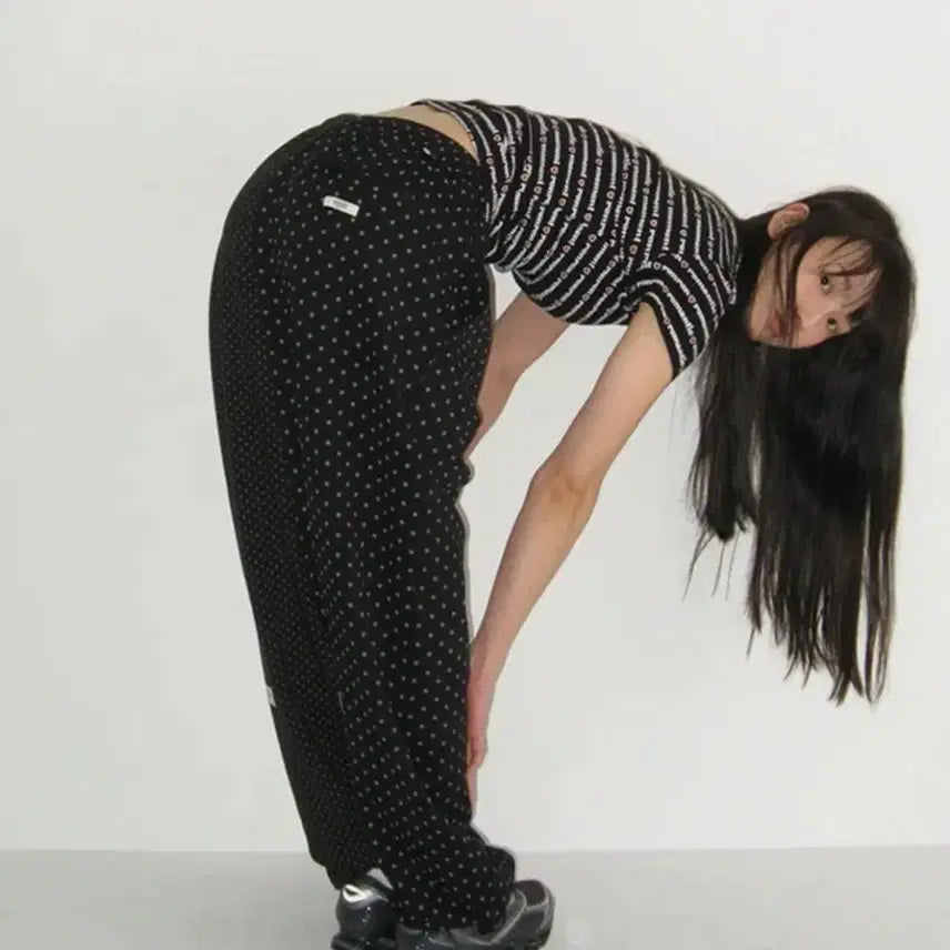 [BUNJANG] RonRon Mini Logo Sweat Dot Jogger Pants / 론론 미니 로고 스웻 도트 조거팬츠