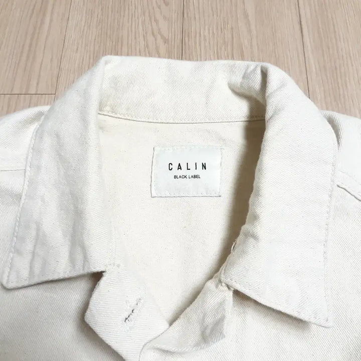 [BUNJANG] CALIN White Denim Jacket / 화이트 데님 자켓