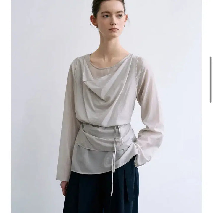 [BUNJANG] Ourcosmos 1682 Drape Layered Blouse / 아워코모스 1682 드레이프 레이어드 블라우스 봄 하객룩