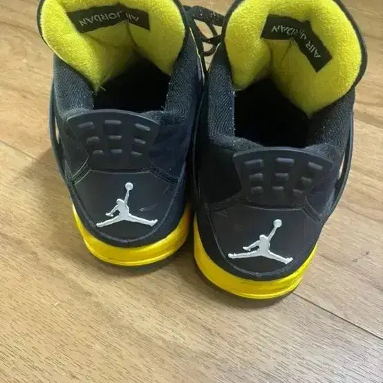[BUNJANG] Jordan Retro 4 Thunder Size 265 / 조던 레트로 4 썬더 265