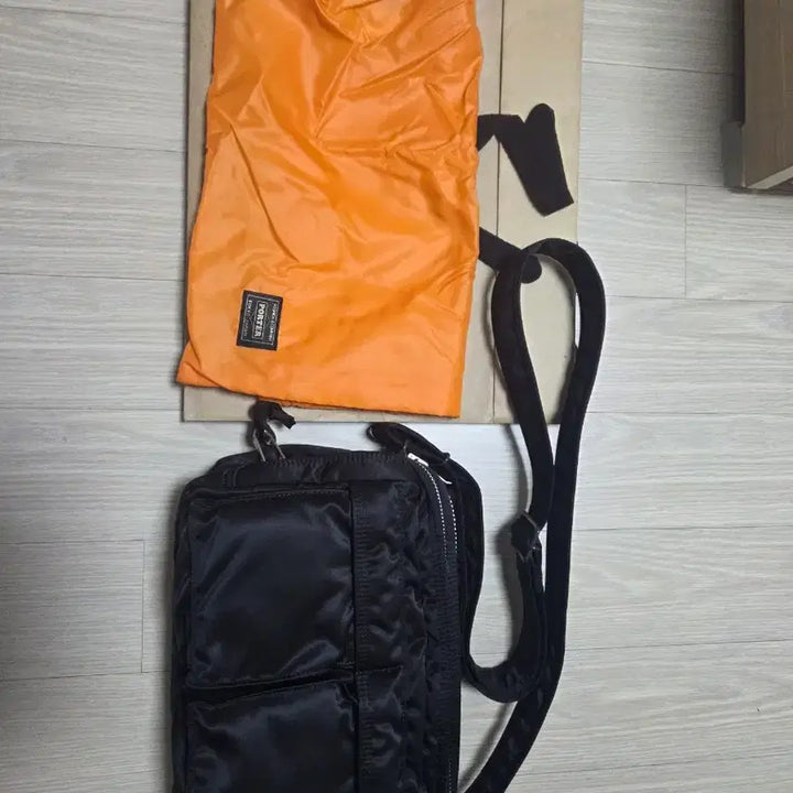[SOLD OUT] 포터 올 뉴 탱커 슬링백 블랙