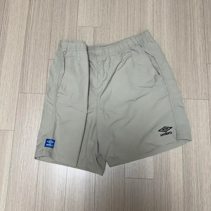 [BUNJANG] Umbro Athletic Shorts - Size L / 엄브로 반바지 L 국내 백화점 구매