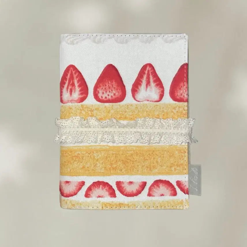 [BUNJANG] Lovey-Dovey Strawberry Shortcake Passport Wallet / 럽유이디엇 딸기쇼트 여권 지갑 케이스 Passport Wallet