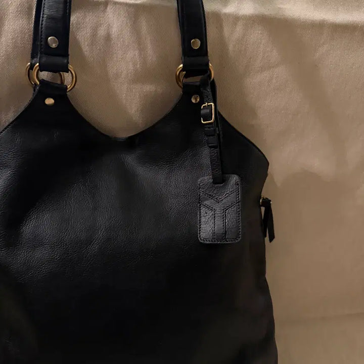 [BUNJANG] Yves Saint Laurent Metropolis Leather Tote Bag / 입생로랑 메트로폴리스 가죽 토트백