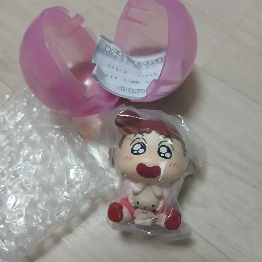 [SOLD OUT] 반다이 짱구 규코트 꼬옥안아줘 유리 가챠 피규어