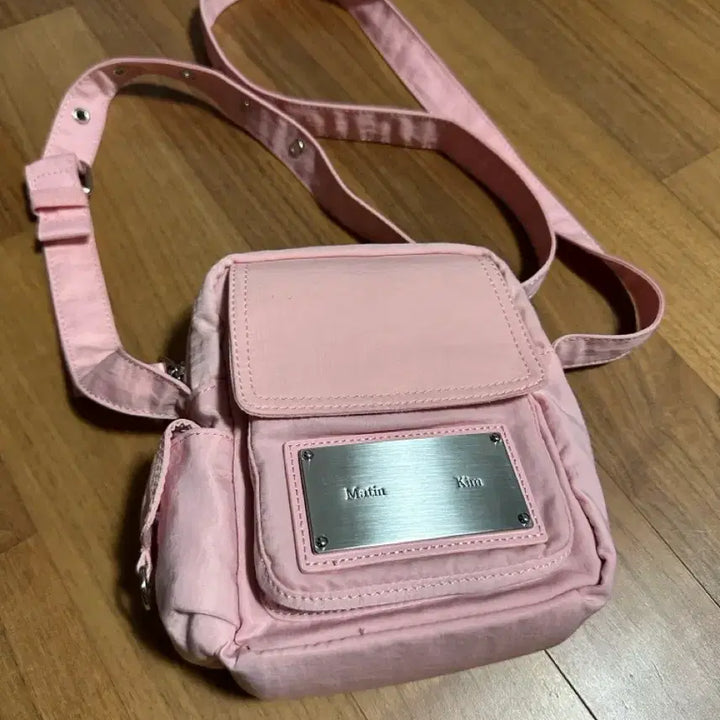 [BUNJANG] Matinkim Cargo Mini Cross Bag Peach / 마뗑킴 카고 크로스 미니백 피치 크로스백 메신저백 숄더백