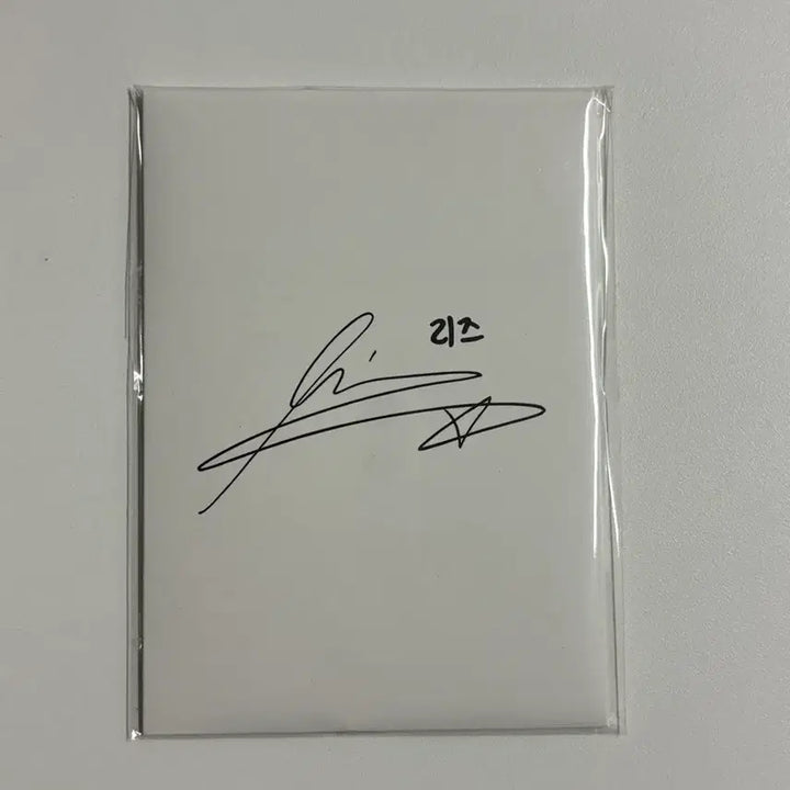[SOLD OUT] 아이브 리즈 토니모리 포토카드 미개봉