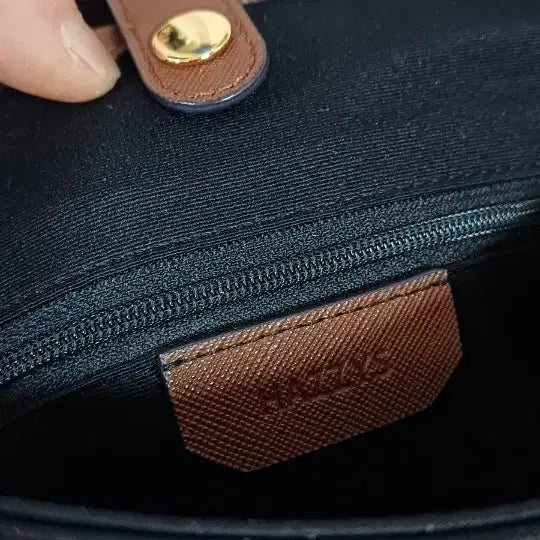 [BUNJANG] Hazzys Puppy Logo Nylon Backpack / 해지스 여성 퍼피로고 나일론백팩