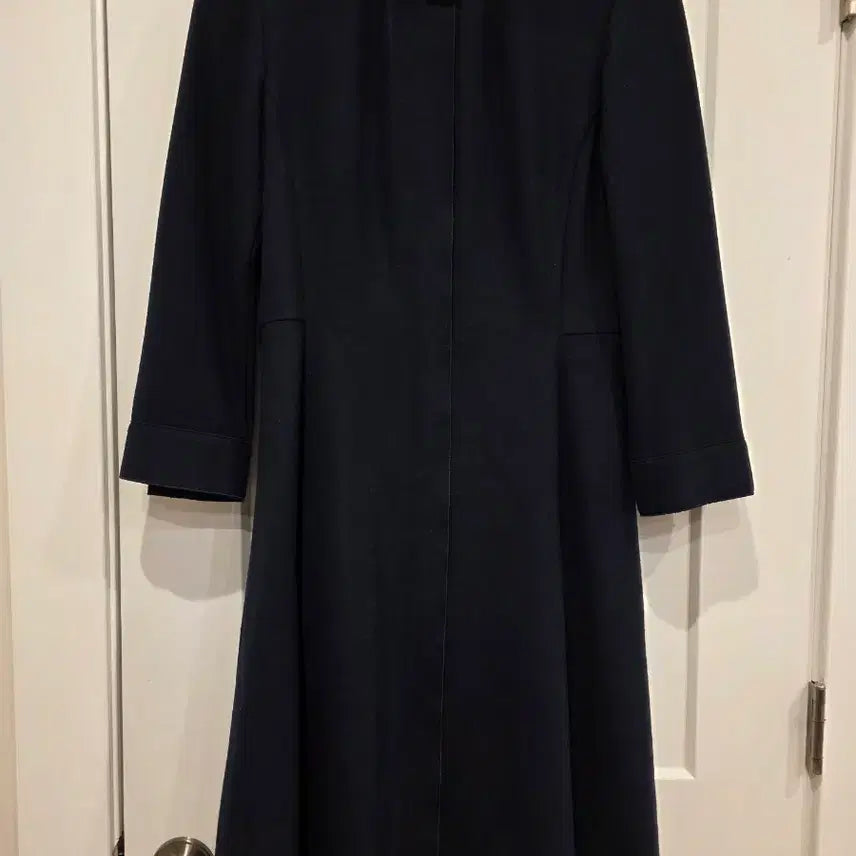 [BUNJANG] BCBG Ruffled Formal Dress Navy / BCBG 비씨비지 프릴 정장 원피스