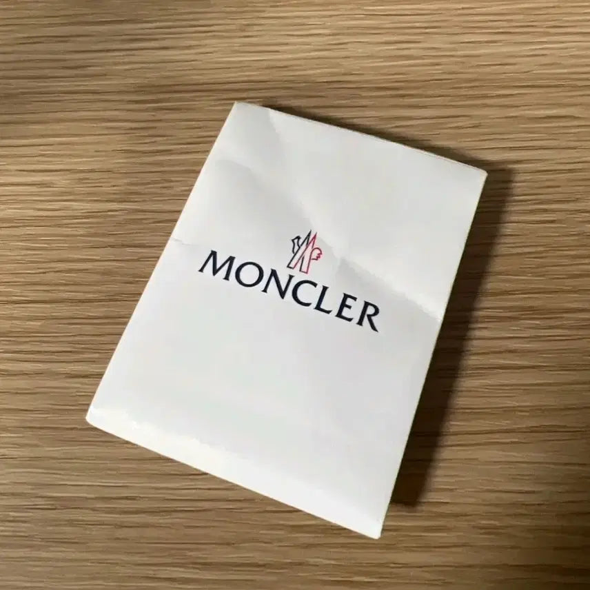 [BUNJANG] Moncler Carles Windbreaker Black (Size 3) / [정품] 몽클레르 카를레스 바람막이 블랙 (3사이즈,번장최저가)