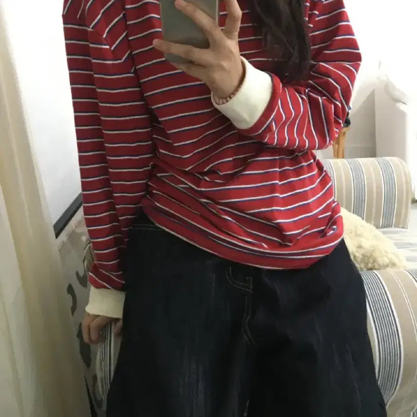 [BUNJANG] ANTIZ Striped Sweatshirt Red / 앤티즈 스트라이프 맨투맨티 레드