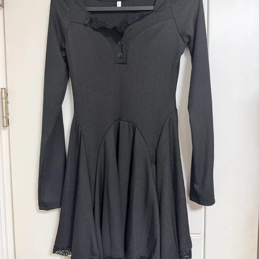 [BUNJANG] Black Lace Mini Dress Slim Fit / 블랙 레이스 미니 원피스 S / 슬림핏