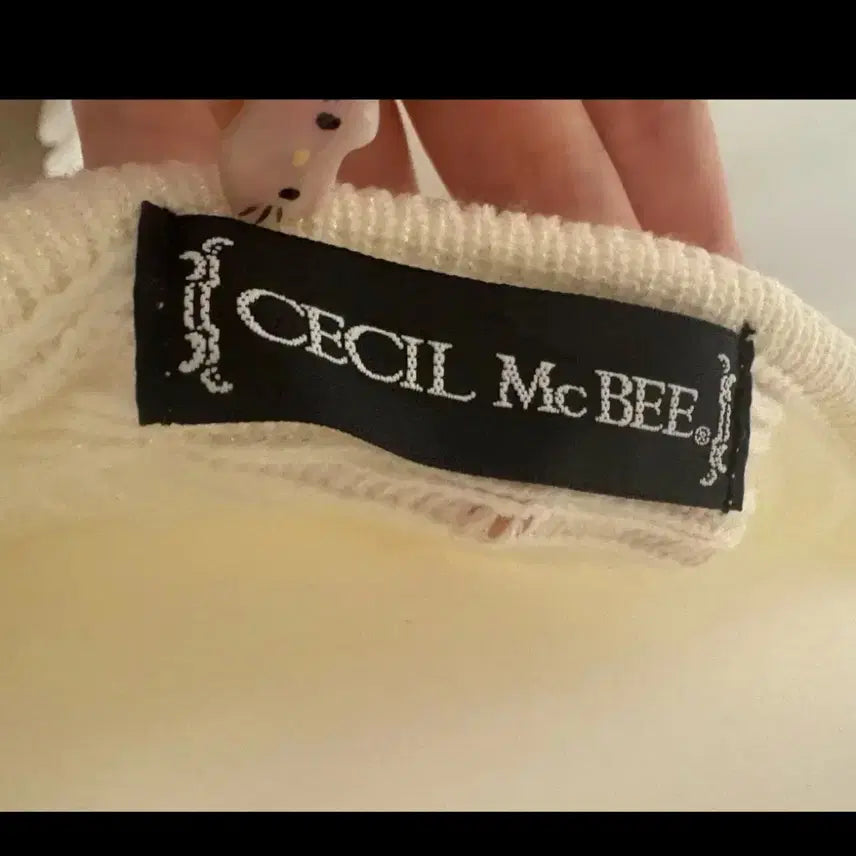 [BUNJANG] Cecil Mcbee Cape Poncho / 세실맥비 케이프 모리걸 판쵸
