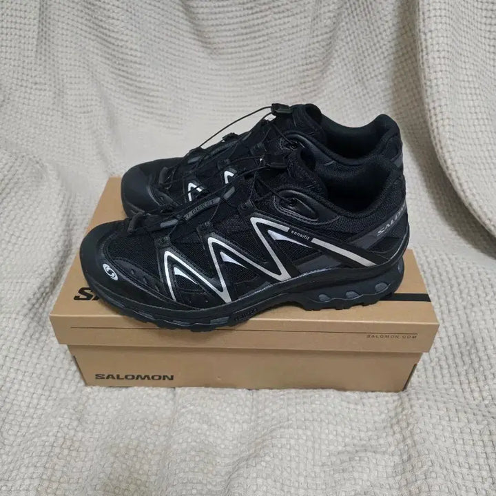 [BUNJANG] Salomon XT-Quest Black Silver Sneakers / (280)살로몬 xt-퀘스트 블랙 실버