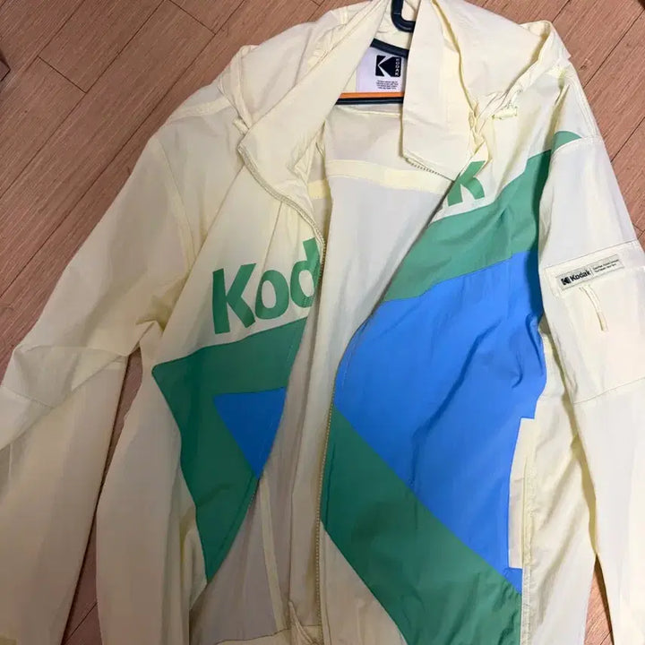 [BUNJANG] Kodak Yellow Windbreaker Jacket XL / 코닥 옐로우 바람막이 자켓 XL