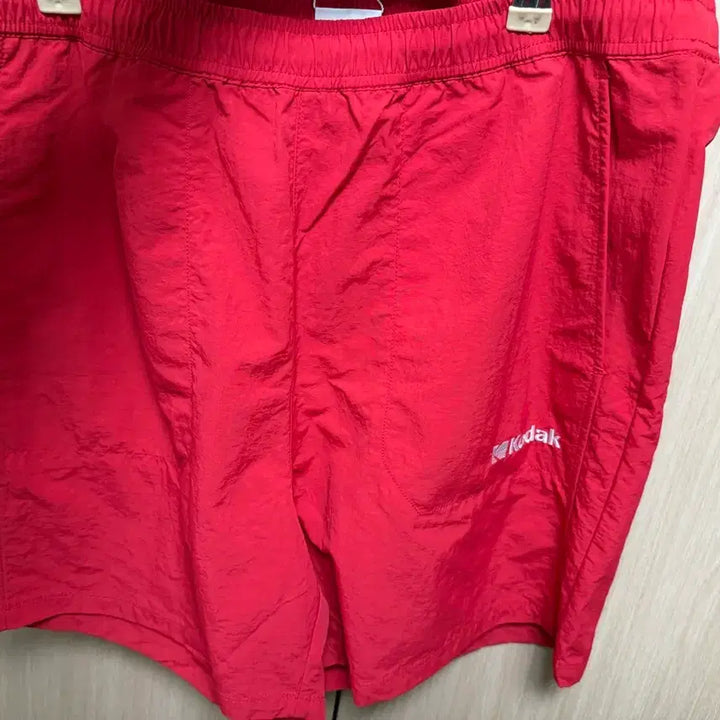 [BUNJANG] Kodak Red Woven Shorts / 코닥 레드 우븐 반바지 판매합니다