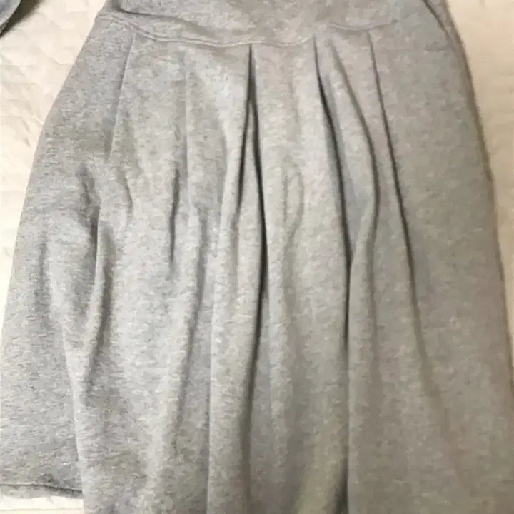 [BUNJANG] 8seconds Jersey Tuck Grey Skirt / 에잇세컨즈 저지 턱 그레이 스커트 ㅅㅊㅇ 코이세이오 오헤시오 무신사